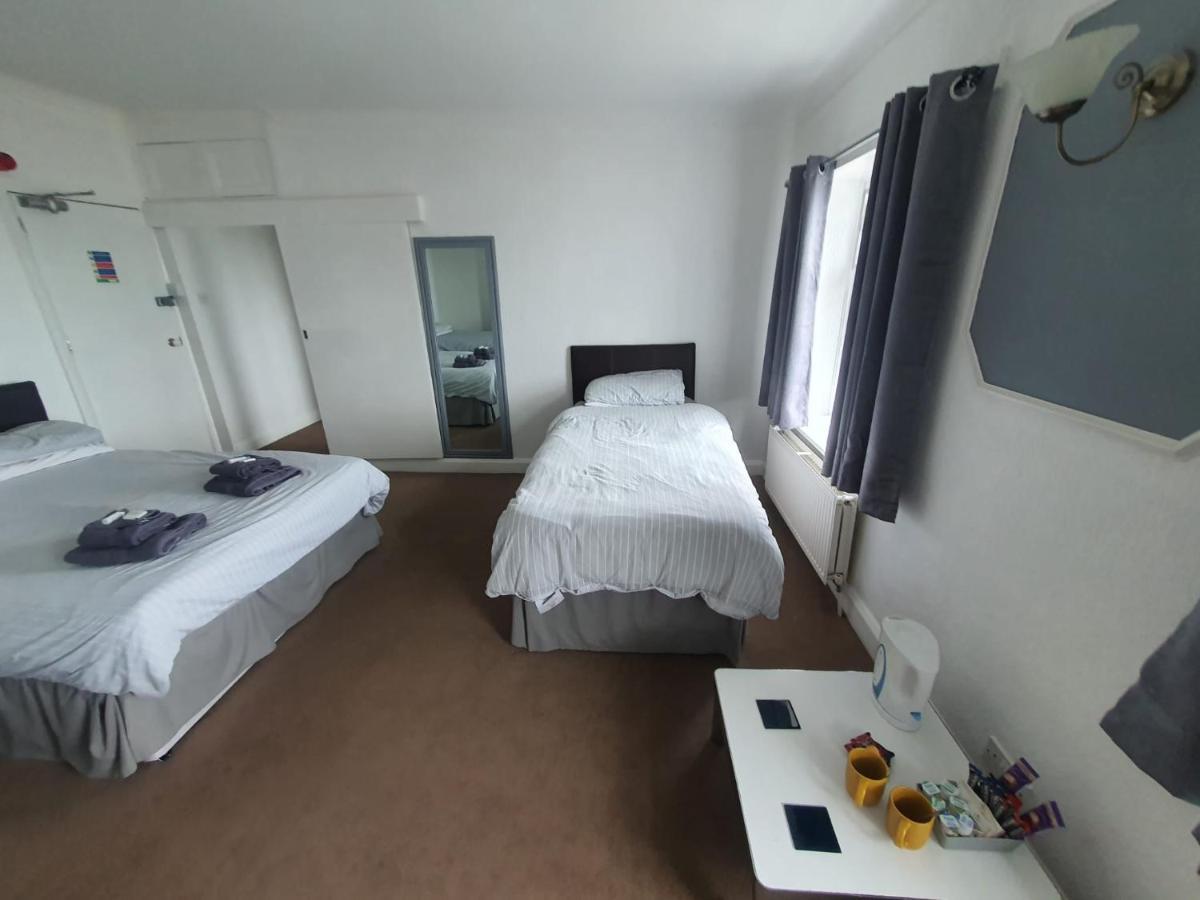 Highlander Hotel Scarborough Esterno foto
